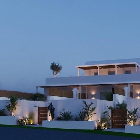 Lejardin Suites Santorini Pýrgos Extérieur photo