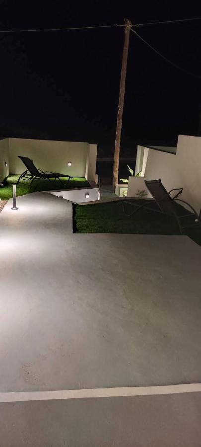 Lejardin Suites Santorini Pýrgos Extérieur photo
